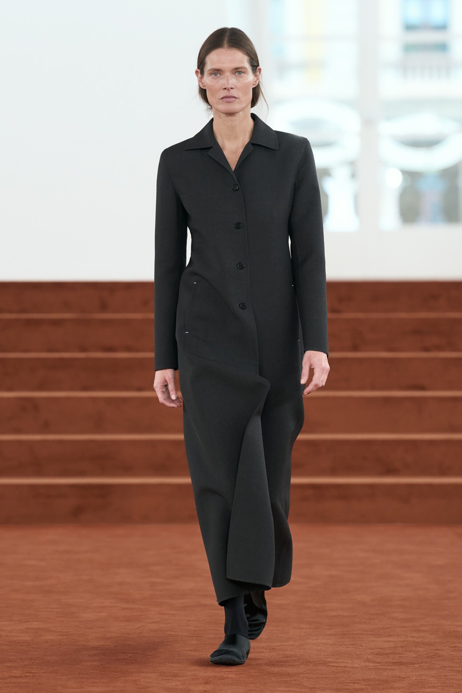 国内正規品 2025年JIL SANDER スーツ WARDROBE 46 ルック】「ジル サンダー」2025年春夏コレクション - WWDJAPAN